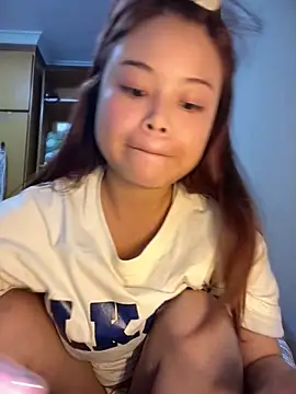 Toffee-00 online show from April 29, 9:23 am