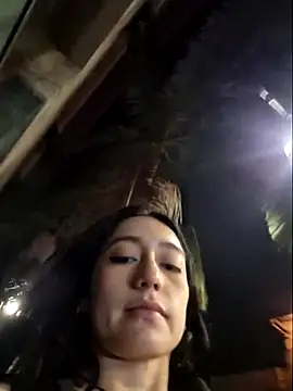 Eveeelyn25 online show from June 14, 2:24 am