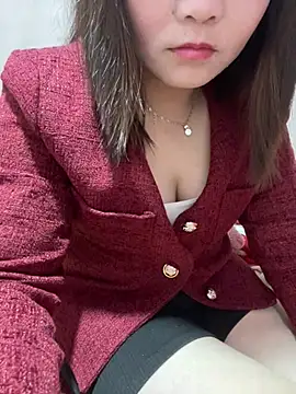 One-two22 online show from January 14, 12:32 pm