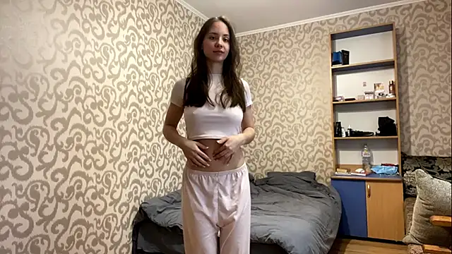 ChandaApplin online show from January 17, 1:29 pm