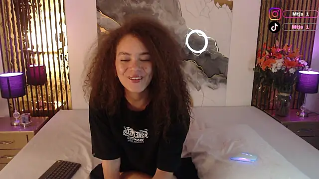 MiticaBrennet  online show from March 4, 8:10 am