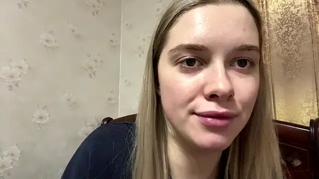 MichikoWienandt online show from December 1, 2:09 pm