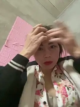 meganmeo online show from February 3, 2:21 am