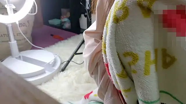  NATSUMI online show from November 26, 2:40 pm