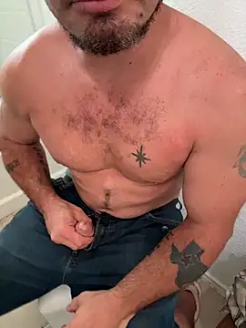 2addictivelyhorny online show from August 1, 8:44 pm