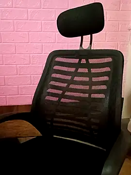 Lily-ross22 online show from July 3, 4:18 am