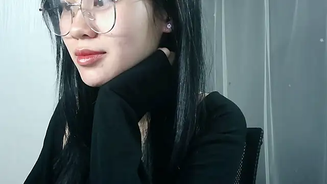 Nunaa18 online show from November 28, 3:15 pm