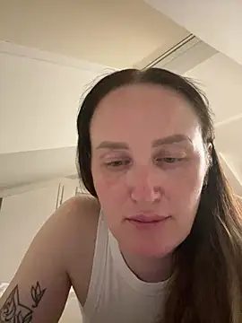 TomilaSi online show from June 25, 8:43 pm