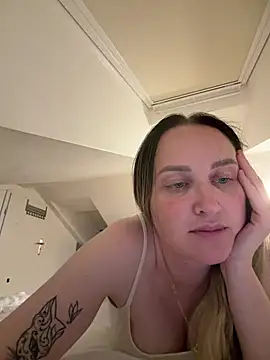 TomilaSi online show from July 24, 7:33 pm