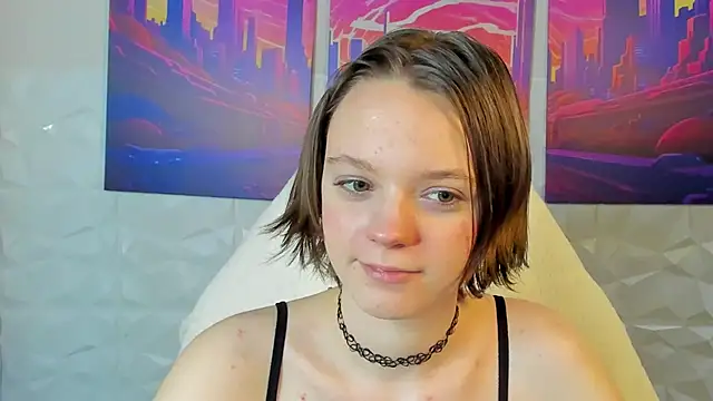 Olivia Riesz online show from May 3, 1:20 am