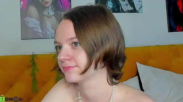 Olivia Riesz online show from June 13, 1:14 am