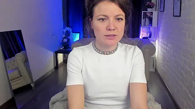 Marla Bri online show from December 20, 1:48 pm