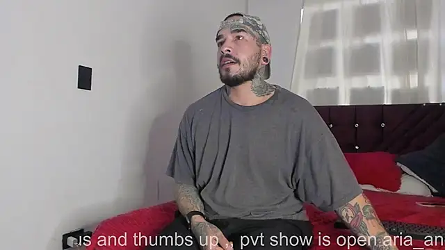 ARIA AND NICK online show from January 10, 1:27 pm