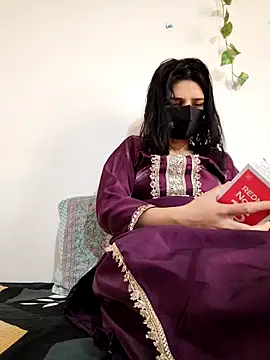 Sexolinaa online show from May 2, 3:10 am