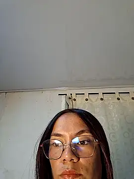 AlannaRouss online show from January 9, 3:33 am