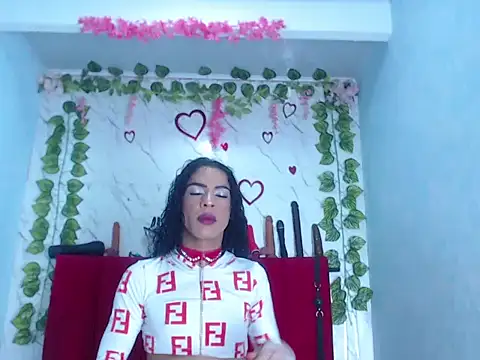 angelamanjarrezcm online show from January 12, 6:07 am