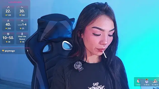 AriaLakshmi online show from March 13, 1:18 am