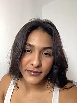 Laurapocahontas online show from November 25, 6:53 pm