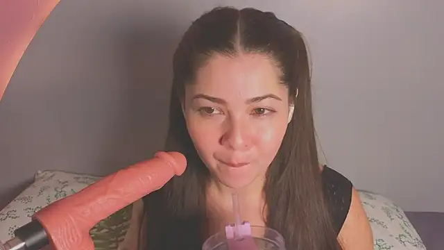 amyvans  online show from March 15, 12:34 am