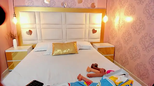 carol 69 online show from February 14, 8:11 pm