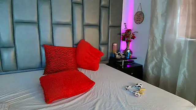 TashaNaughty4u online show from March 16, 7:40 pm