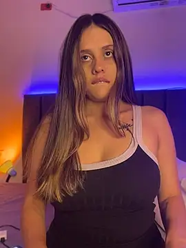 Samantafoxx  online show from July 14, 8:02 pm