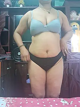 Lovely Vilika online show from November 30, 7:45 am