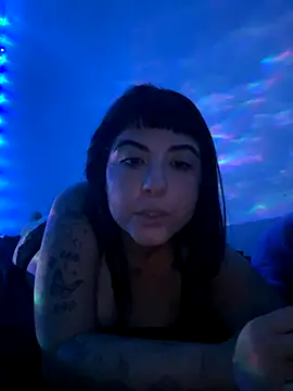 lolamuamua online show from November 25, 10:17 am