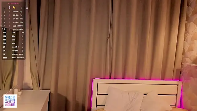 CoraleeSpadlin online show from December 2, 4:31 pm