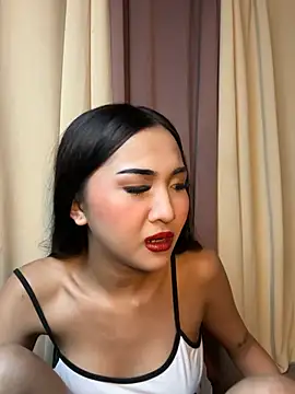 Diannellove online show from June 24, 5:12 pm