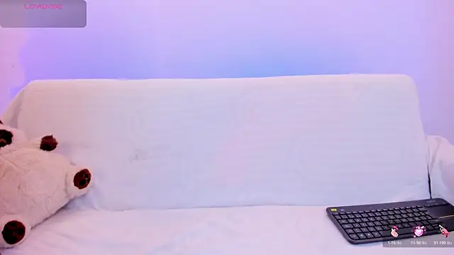 jimena chic1 online show from June 3, 1:28 am