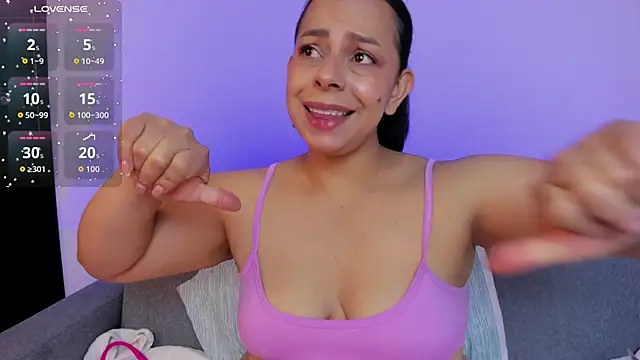 jimena chic1 online show from June 14, 7:36 pm