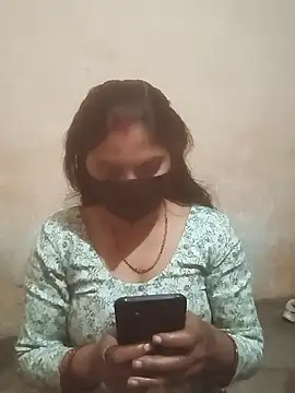 Pooja bhabhi00 online show from January 17, 3:30 pm