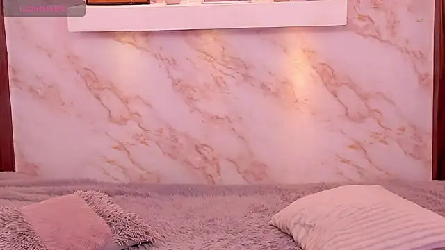 Dakota ferreti  online show from February 20, 3:16 am