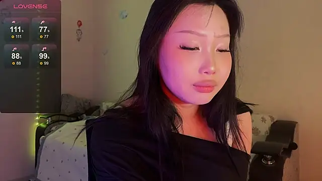 darsywhispers online show from January 18, 8:10 am