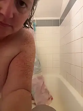 bea french curvy online show from June 19, 8:01 pm