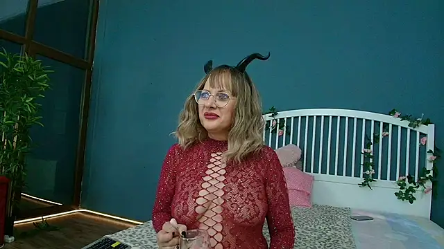 Cougar Milff online show from June 14, 7:58 pm
