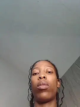 MsParisSmith online show from March 19, 7:18 pm