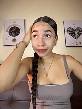 ZoeyFierce online show from February 22, 1:23 pm