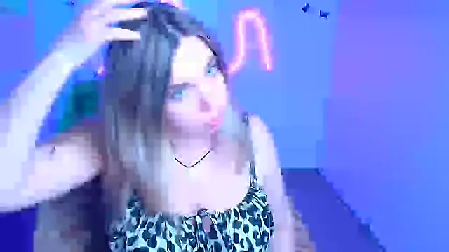 Amanda Swannn online show from April 28, 11:47 am