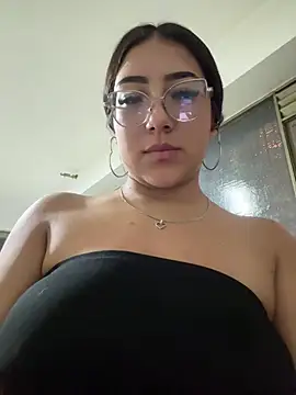 Dafne se online show from July 2, 2:33 am