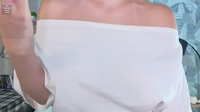 JaleesaIser online show from August 2, 1:19 am