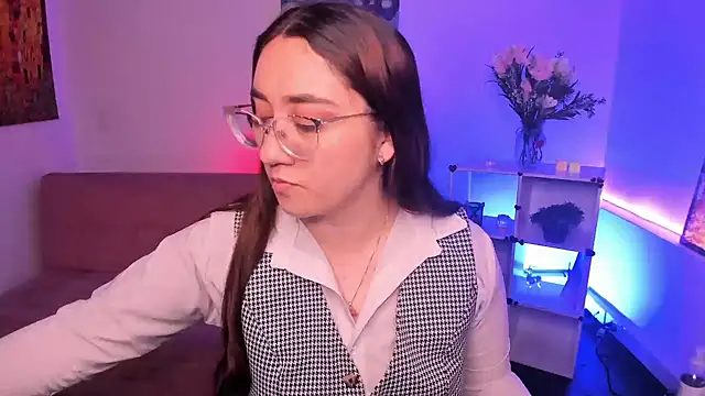 SwettieSammy online show from June 12, 12:46 pm