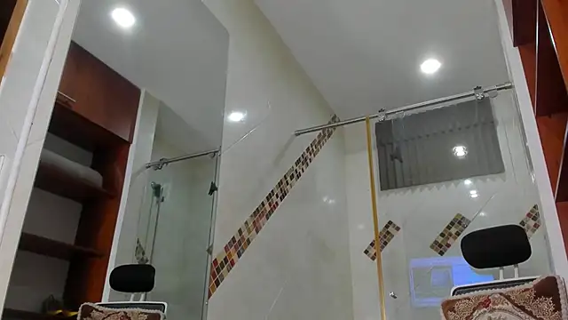 AnitaDuque online show from December 20, 2:15 am