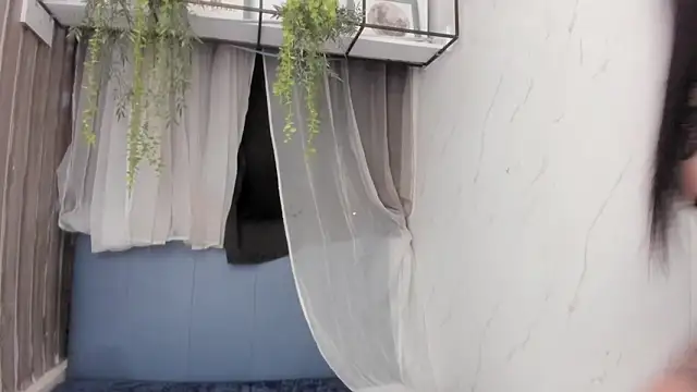  Zoecooper online show from March 18, 8:47 pm