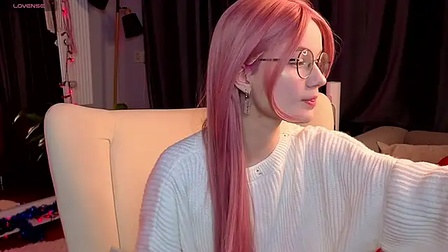 Kitty smalltits online show from January 6, 4:27 am