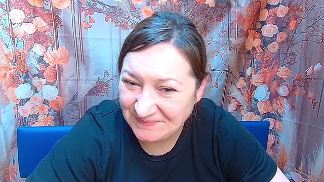 NadinForest online show from December 1, 12:30 pm