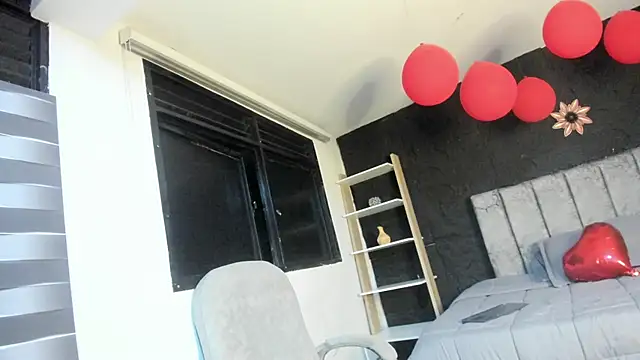 Cherrybombs  online show from April 28, 3:43 am