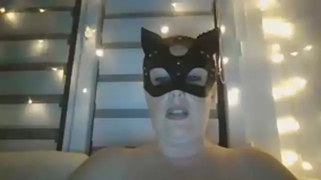 bellavelours online show from July 30, 8:21 pm