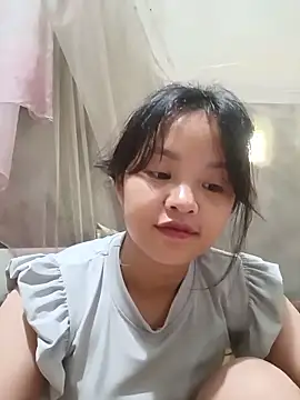 Pretty-haert online show from June 8, 1:28 am